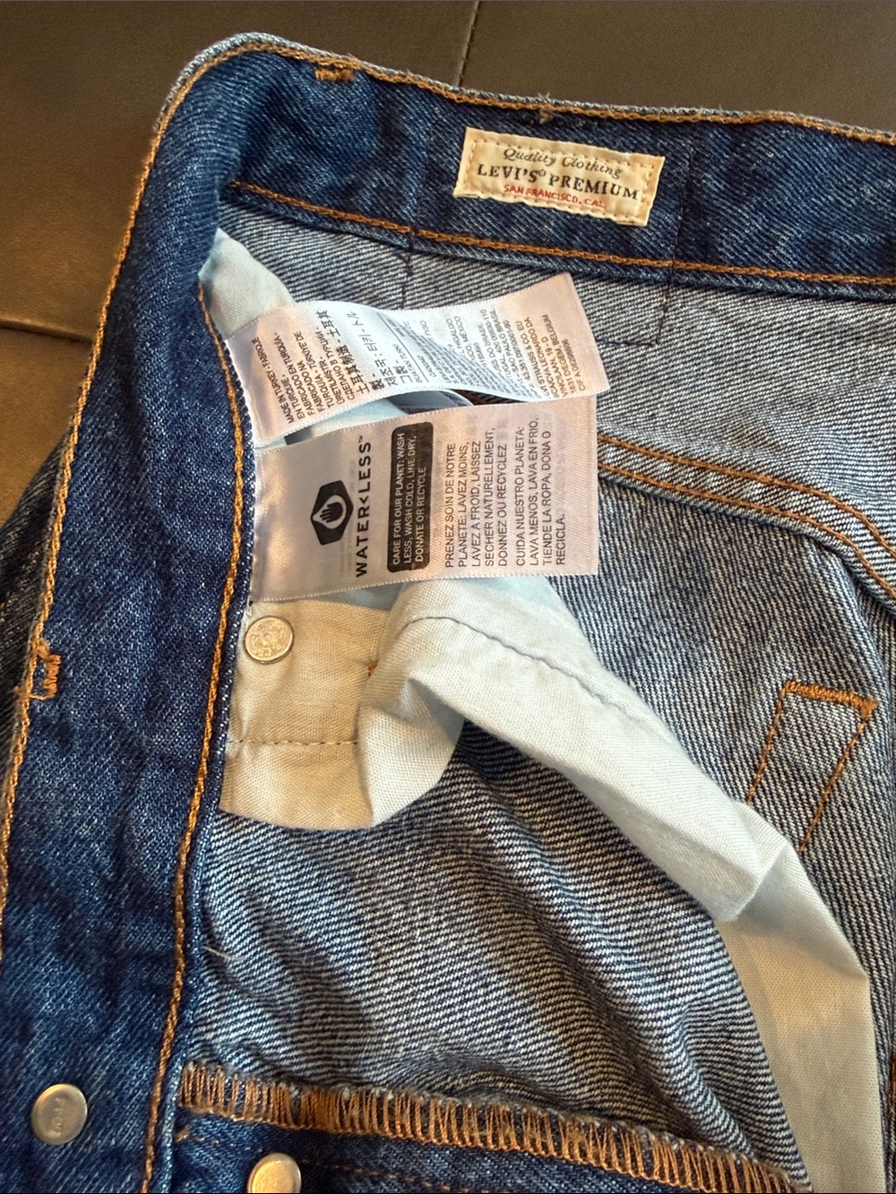 Levi's 501 Original Fit Premium Women’s Jeans Straight Leg Dark Wash 29x30 EUC - Picture 6 of 7